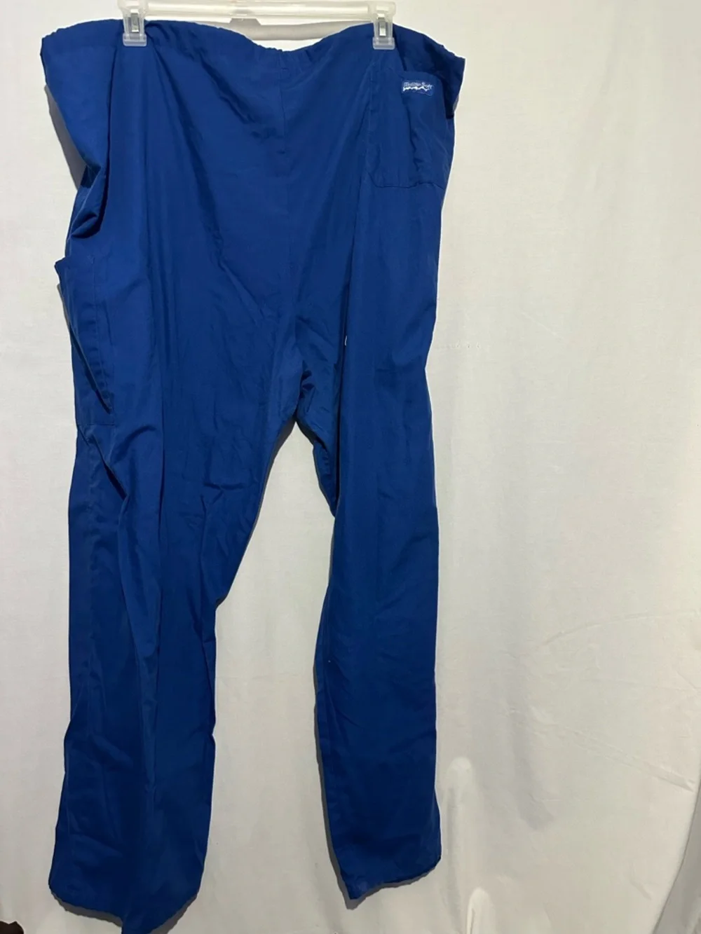 Women's Straight-Leg Scrub Pants in Royal Blue - Picture 2 of 3
